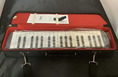 37 Key Mugig Melodica With Case And Users Manual • $48.99