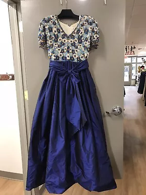 Victoria Royale Ltd. Size 12 Beaded Blue Evening Gown 100% Silk • $200