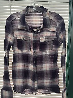 Mudd Womens Flannel Shirt Size Medium Plaid Purple Button Up Long Sleeve So Soft • $11.88