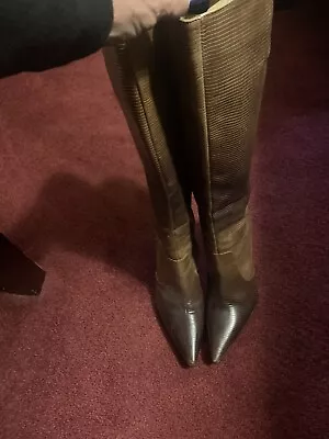 Via Spiga Pointy Brown Leather Croc Print Zip Up Knee High Boots Size 5.5 M • $30
