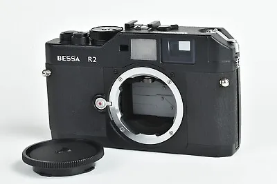 Voigtlander Bessa R2 Black 35mm Rangefinder Film Camera [Excellent] 06-j13 • $1179