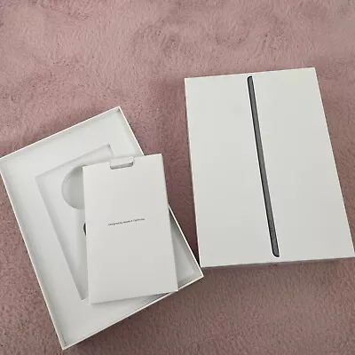 Apple IPad Original 8th Generation 32GB Wi-fi Space Grey BOX ONLY • £1