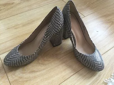 M&S Collection Insolia Court Shoes Size 3 Preloved • £6