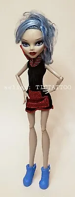 🔥 Monster High GHOULIA YELPS Doll Scaris City Of Frights 2012 • $15