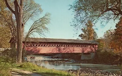 Postcard VT Bennington Vermont Henry Covered Bridge Chrome Vintage PC F1363 • $3