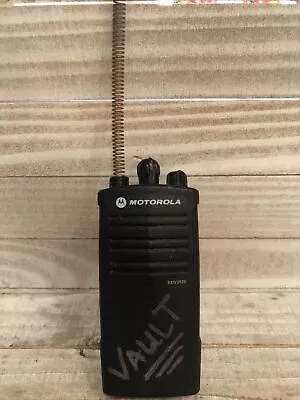 Motorola RDV2020 Two-way Radio RV2020BKF2BA - No Antenna Cover - No Talk Botton • $74.69