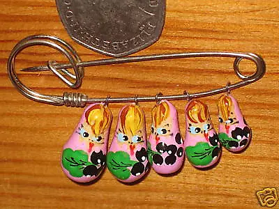 Tiny RUSSIAN DOLLS Brooch Kilt Pin Charm Lilac Matryoshka Blackberry  • $13.39