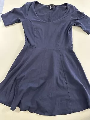 H&M Women's Basic Navy Blue Short Sleeve Dress - Size Small  • $6
