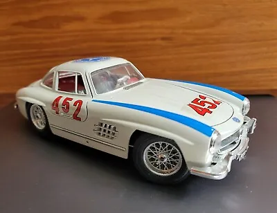 VTG Bburago 1954 Mercedes 300SL Gullwing 1/18 Diecast Sports Car • $19.95