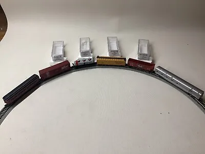 Lot Of 6 N Scale Rolling Stock Reefer Tanker Passenger Multiple Manufacturers • $55