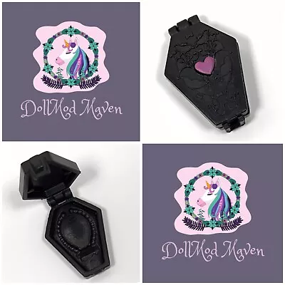 DollMod Maven🦄 Monster High CLAWD WOLF Sweet 1600 Doll Draculaura Necklace Box • $13.99