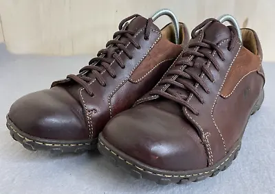 BORN Size 8 Leather Oxford Lace Up Sneakers Brown Men Casual Shoe M6259 • $22.09