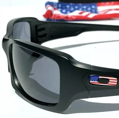 NEW* OAKLEY SI FIVES Squared Matte BLACK USA FLAG Grey Tactical Sunglass 9238-34 • $106.88