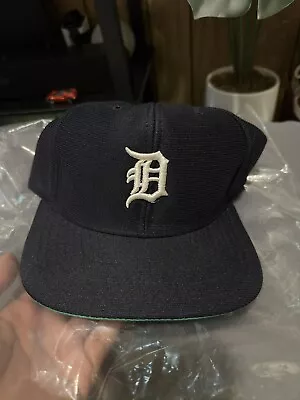 Vintage Detroit Tigers Snapback New Era Hat • $90