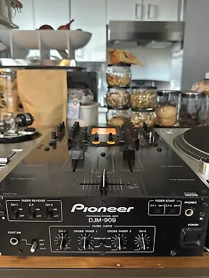 Pioneer DJM-909 2-Channel Touch Screen DJ Audio Scratch Mixer Plus Two Turntable • $1600