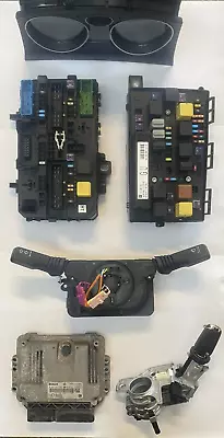 £160 • Buy Vauxhall Zafira B 05-14 1.9 Cdti Z19dth Ecu Kit / Set / Lock / Bsi /  55566279