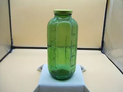 VTG SUNSWEET Prune Juice Green Glass Water Jar W/Twist-Off Lid 40oz/9” • $19.99