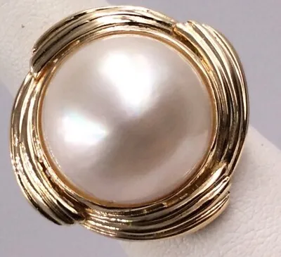 14k Yellow Gold Mabe Pearl Ring Size 5.5 • $419.97