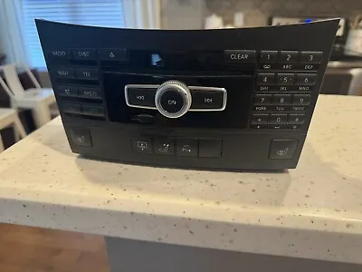 12-13 Mercedes W207 E350 E550 E400 Comand Head Unit CD Changer Radio OEM • $159