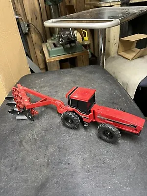 Vintage Ertl International 6388 Farming Toy With 3 Plows • $29.99