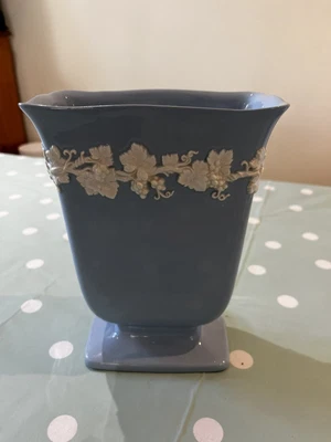 £100 • Buy Wedgwood Queensware Vintage Rectangular Pedestal Vase