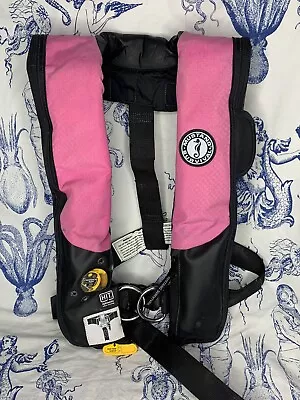 MD3184 MUSTANG SAILING PFD HIT INFLATABLE Life Jacket Pink (B1) • $159.99