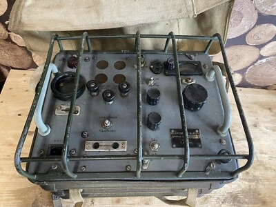 £325 • Buy MILITARY RADIO RECEPTION SET NO.R109 Military Radio Receiver