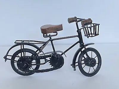 Diecast Bicycle Model Metal Art Cycling Bike Table Desk  • $9