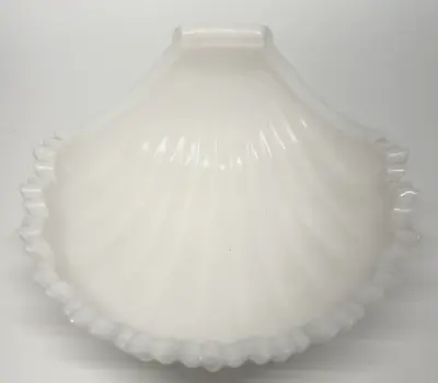 Vintage Westmoreland Milk Glass Sea Shell Tri-Footed Dish • $24.99