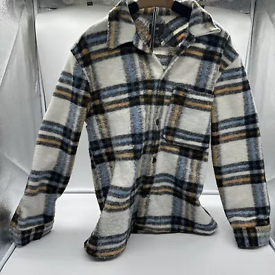 H&M Flannel Sweater - Men’s Size Medium • $9.99