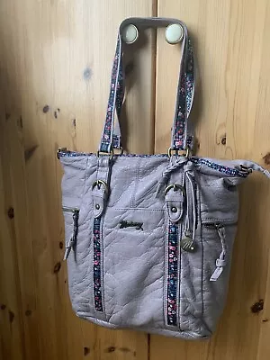 Mantaray~Surf~ Slouch Hobo Hippy~Boho~Soft Shoulder Bag ~Lots Of Pockets~Taupe • £4.99