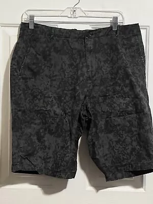 Calvin Klein Men's Blue Camo Stretch Golf Shorts Size 34 CK • $8.99