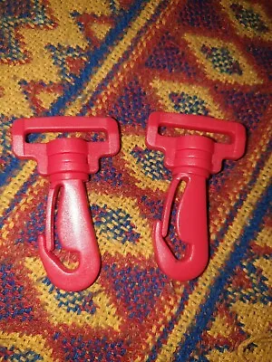 £5 • Buy Mothercare Orb Spin All Terrain Pram Shoulder Harness Clips Replacement Red