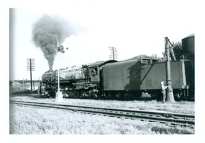  Vintage C&NW-Chicago & Northwestern #3026 A 4-8-4 Steam Locomotive Taking Water • $5.99