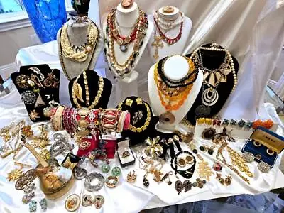 Vtg High End Jewelry Lot-100+TRIFARI*AUSTRIA*VENDOME*AVON*MONET*CAROLEE*+LotH • $1499.95