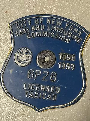 Vintage 1998 1999 New York City Licensed TaxiCab Taxi Badge • $57.50