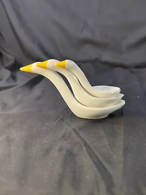 Vintage Avon Nesting Plastic Geese Goose Duck Measuring Cups 5 10 & 15 Ml • $10