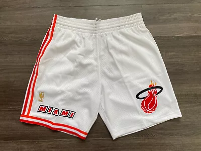 Mitchell & Ness NBA 1996-1997 Miami Heat Swingman Basketball Shorts • £60