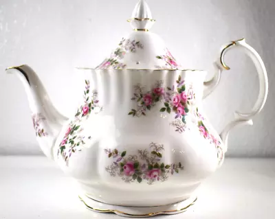ROYAL ALBERT English LAVENDER ROSE 10  X 7 3/4  Teapot In UNUSED CONDITION!! • $50