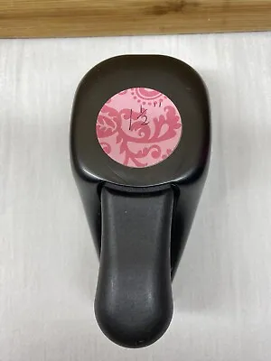 Stampin Up 1 1/2 Inch Circle Scallop Punch Whale Tail • $19.95