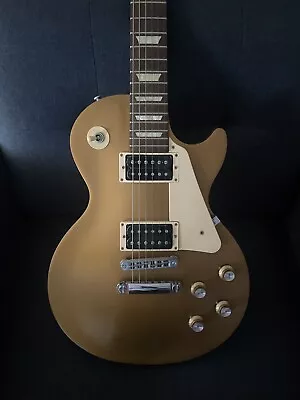 Gibson Les Paul Gold Top • $2800