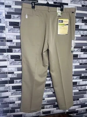 Dockers Relaxed Fit Golf Pants Size 40x30 Beige Dress Pants • $15.24