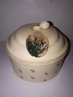 Vintage Nina Ricci L'Air Du Temps Dusting Powder Box • $14.77