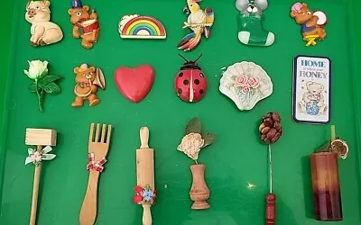 Vintage Lot Of 18 90s Resin Plastic Fridge Magnets  • $9.99