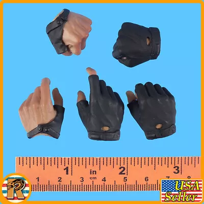 Mad Warrior Max - Gloved Hands - 1/6 Scale - Present Toys Action Figures • $5.99