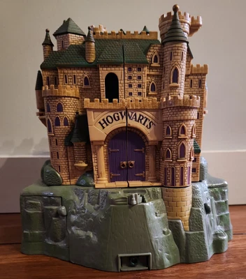 $59.99 • Buy Harry Potter Polly Pocket Hogwarts Playset Mattel 2001 With Figures