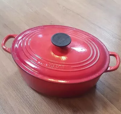 Le Creuset Oval Casserole Pan 28cmx22cm Diameter Red • £10