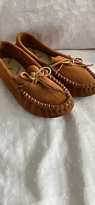 Minnetonka Kilty Slip On Moccasins Size 8 Style 703 Suede Bottoms & Tops • $25