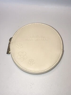 $19.99 • Buy Marc Jacobs Daisy Love Coin Purse