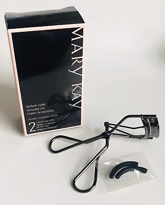 New In Box Mary Kay Eyelash Curler + 2 Silicone Refill Pads ~ Fast Ship • $10.99